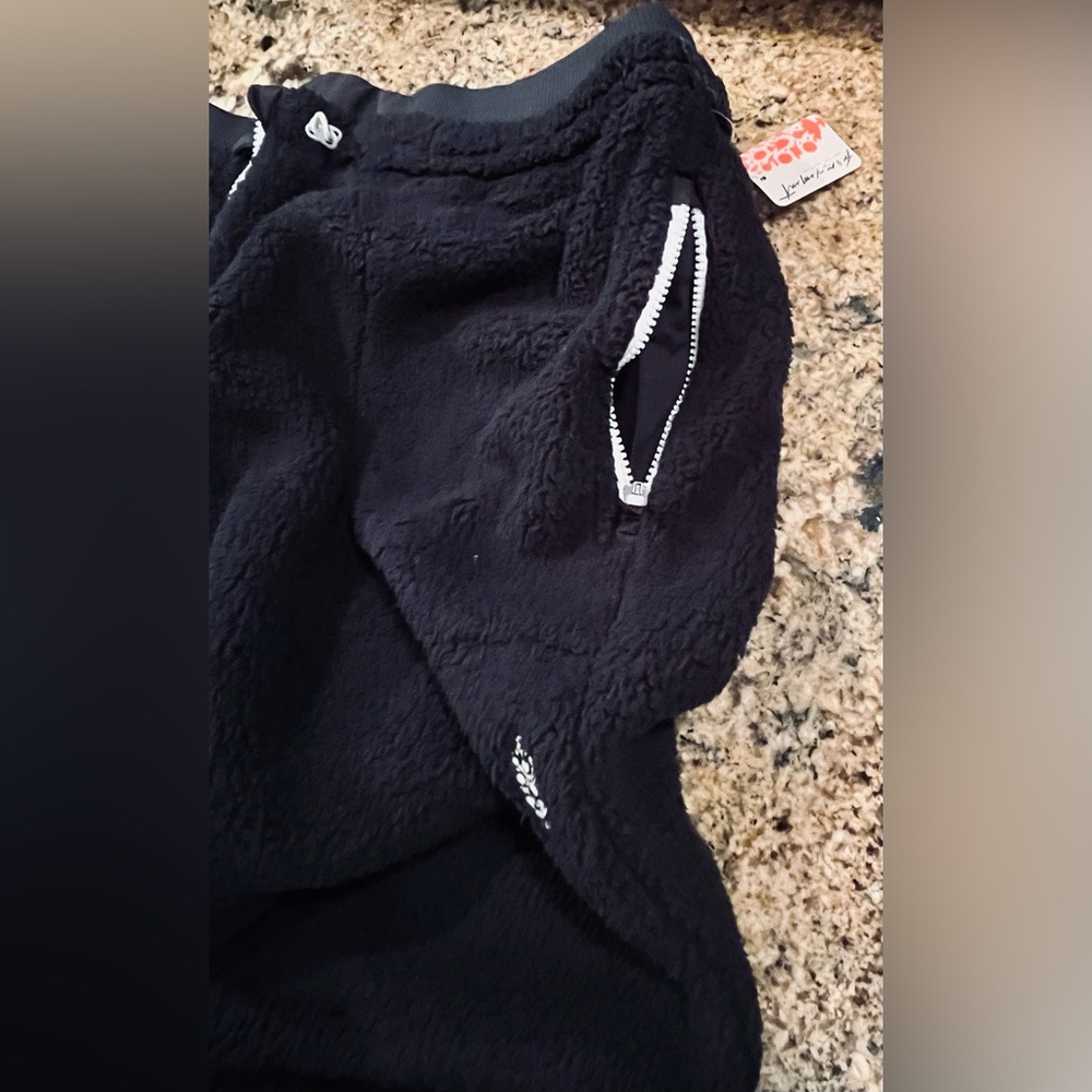 NWT Free People Sundown Fleece Joggers - Picture 11 of 16